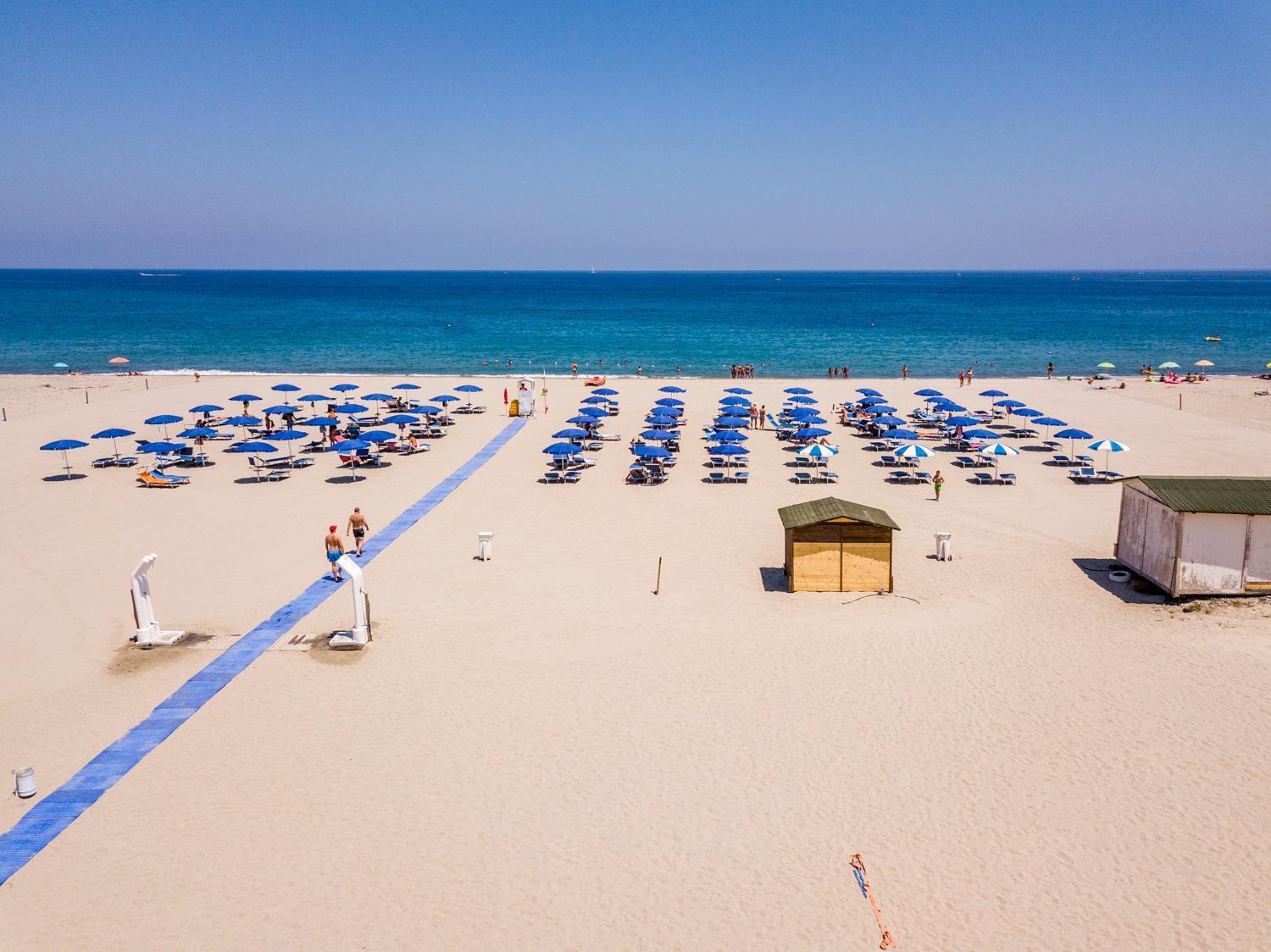 Le Dune Beach Club Messina Esterno foto