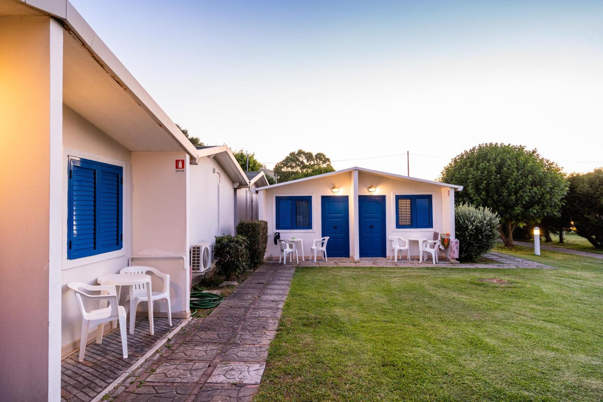 Le Dune Beach Club Messina Esterno foto