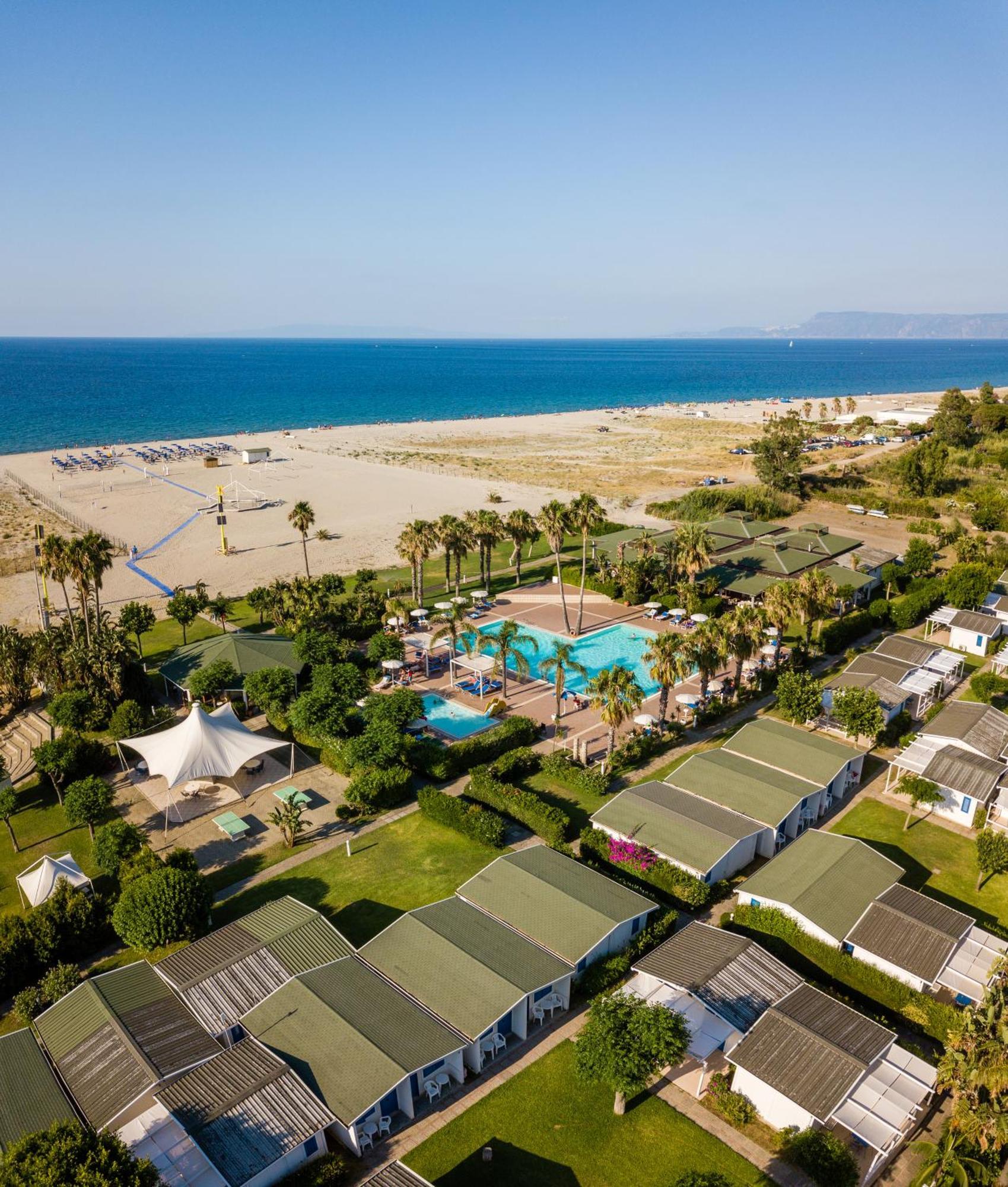 Le Dune Beach Club Messina Esterno foto