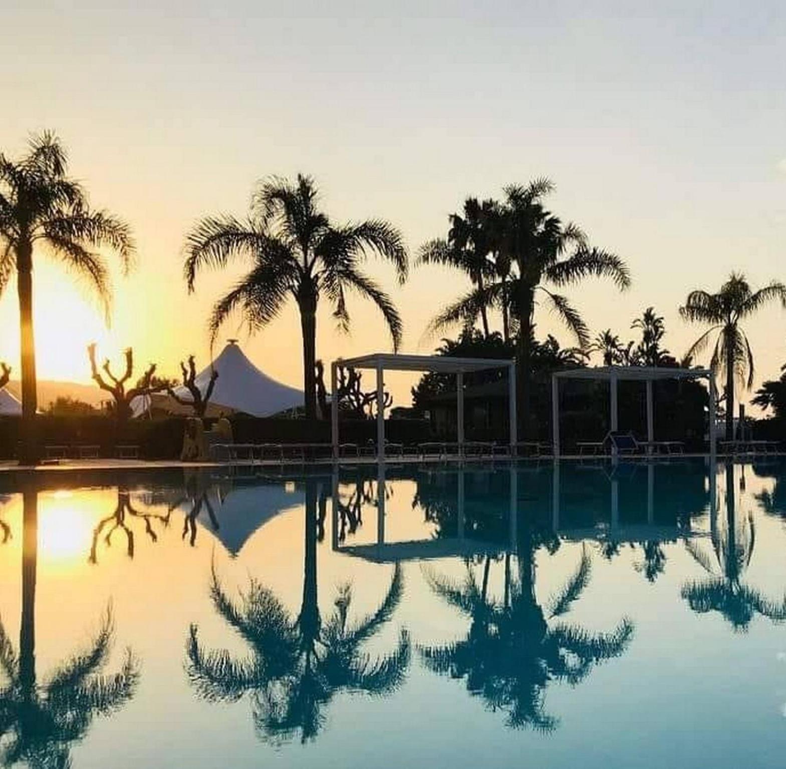 Le Dune Beach Club Messina Esterno foto
